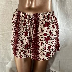 UK2LA Rose Shorts w/Pockets!